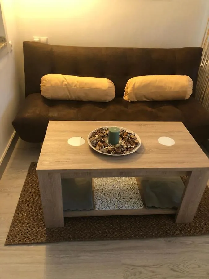 Apartamento Totalmente Reformado Con Piscina Y Jardines Al Lado De La Playa De La Carihuela Torremolinos