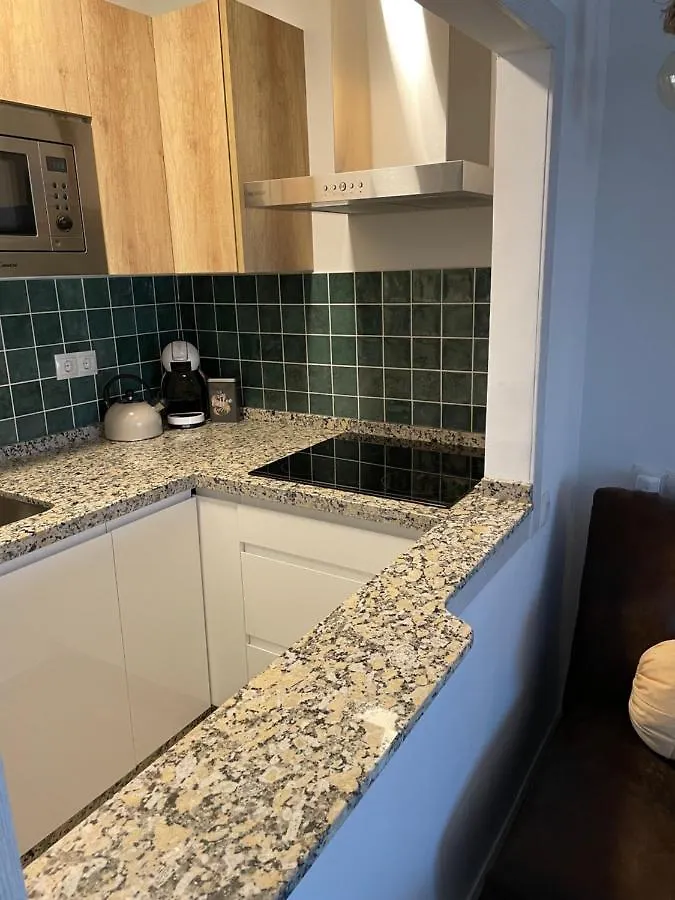 Apartamento Totalmente Reformado Con Piscina Y Jardines Al Lado De La Playa De La Carihuela Torremolinos