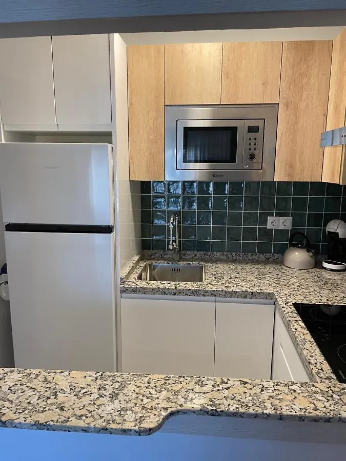 Lejlighed Apartamento Totalmente Reformado Con Piscina Y Jardines Al Lado De La Playa De La Carihuela Torremolinos